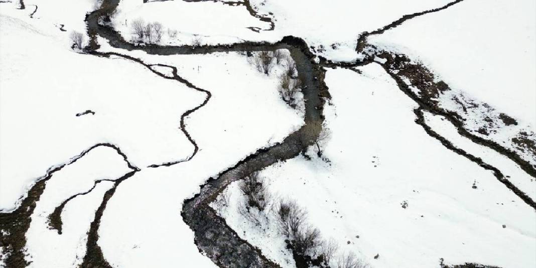 Çetin kış bitti, karlar erimeye başladı: Sarıkamış havadan görüntülendi 8